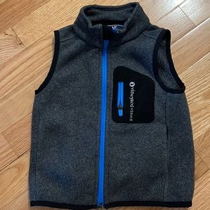 Gray vineyard vines knit vest